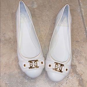 White Tory Burch flats